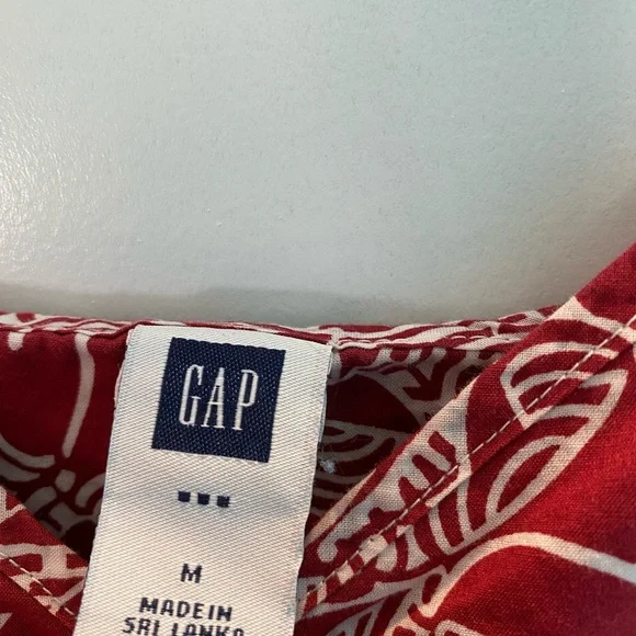 Gap summer top - Picture 7 of 7